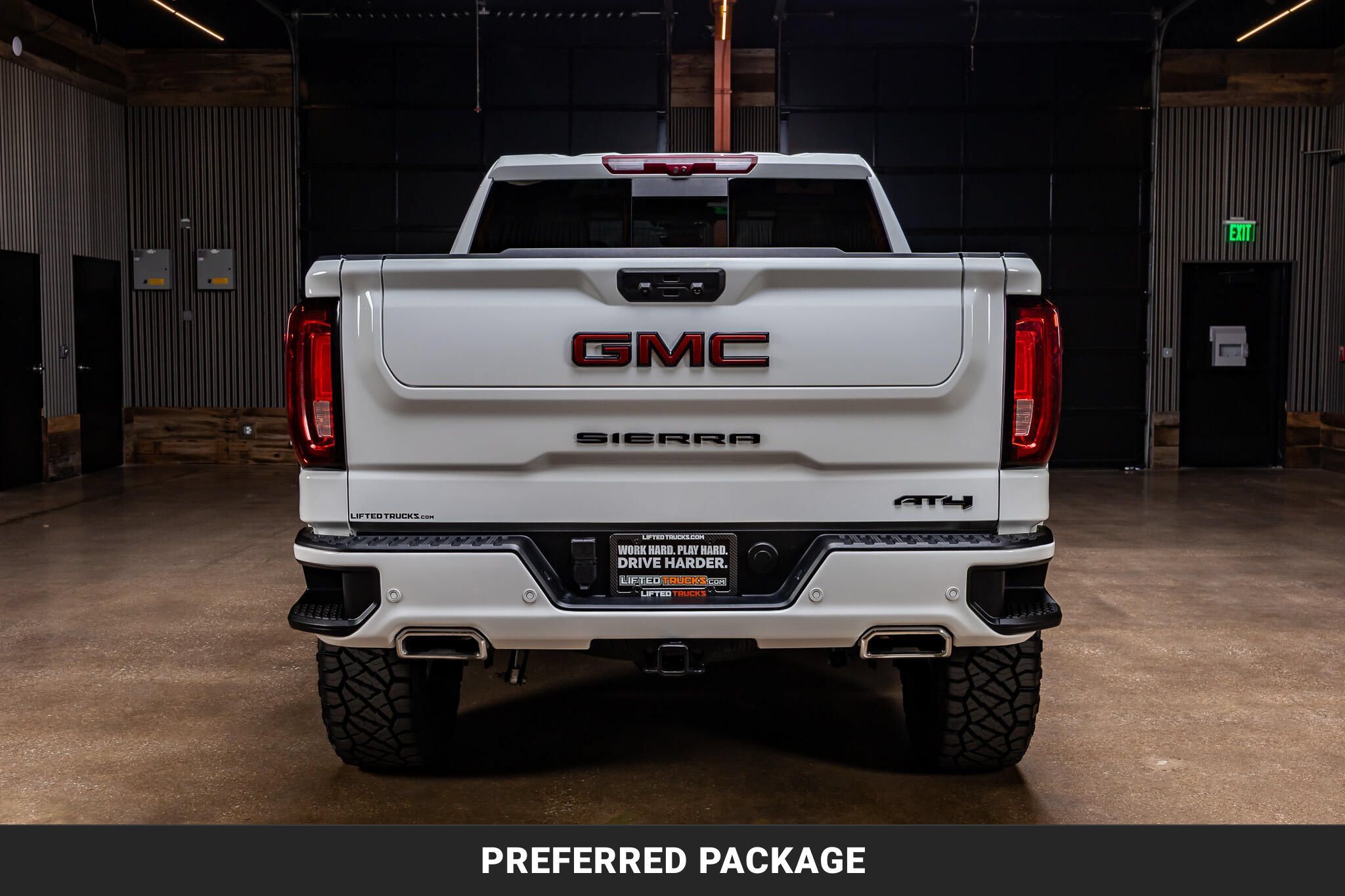 Used 2026 GMC Sierra 1500 AT4 w/ AT4 Premium Package AWD/4WD image 8