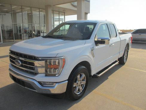 Used 2022 Ford F150 Lariat RWD image 2