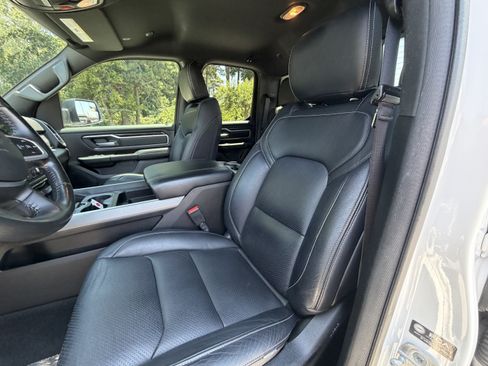 Used 2022 RAM 1500 Big Horn w/ Night Edition AWD/4WD image 16