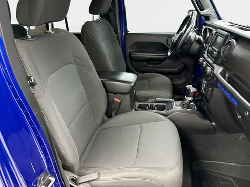 Used 2018 Jeep Wrangler Unlimited Sport S AWD/4WD image 24