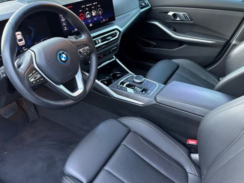 Certified 2023 BMW 330e w/ Convenience Package image 11