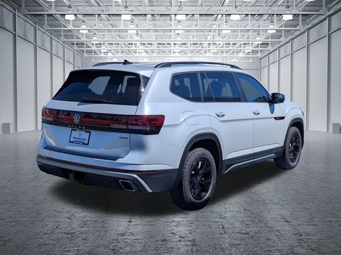 New 2026 Volkswagen Atlas Peak Edition AWD/4WD image 5