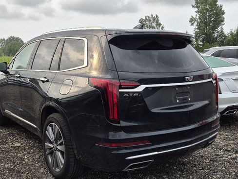 Used 2024 Cadillac XT6 Premium Luxury w/ LPO, Floor Liner Package FWD image 4