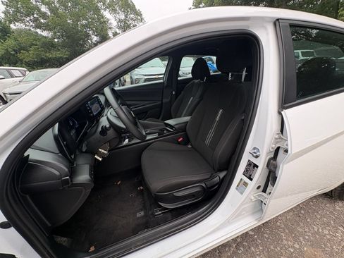 Used 2026 Hyundai Elantra Sport FWD image 27
