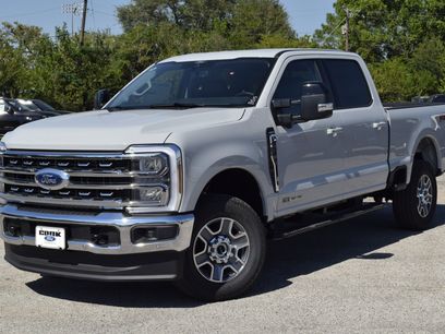 New 2026 Ford F250 Lariat w/ Lariat Premium Package