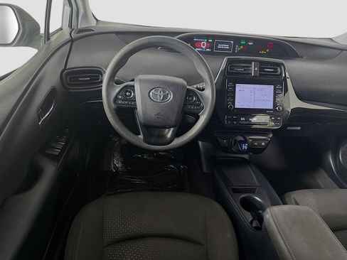 Used 2021 Toyota Prius LE FWD image 17