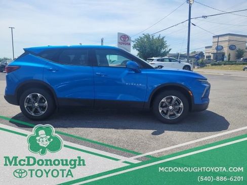 Used 2025 Chevrolet Blazer LT AWD/4WD image 5