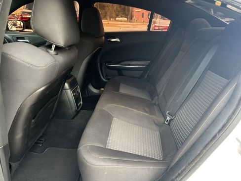 Used 2019 Dodge Charger GT image 12