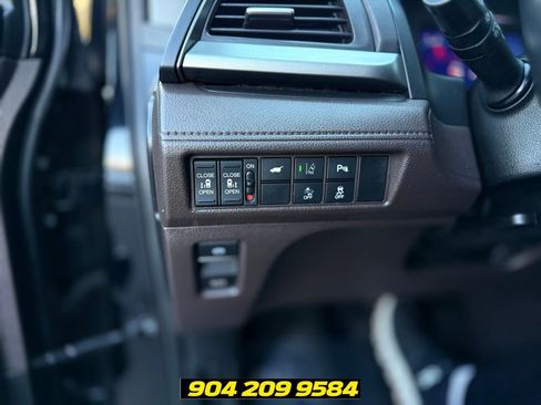Used 2019 Honda Odyssey Touring image 31