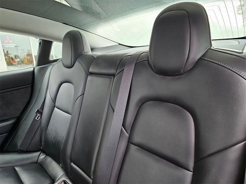 Used 2019 Tesla Model 3 Performance image 11