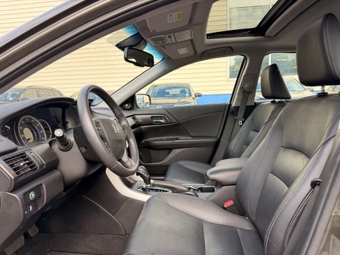 Used 2015 Honda Accord EX-L image 12