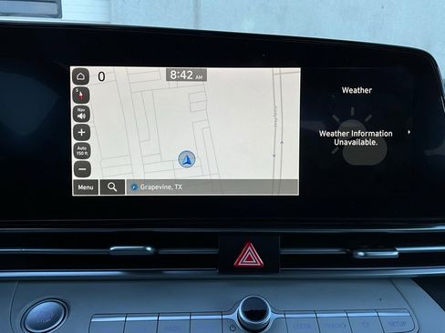 Used 2025 Hyundai Elantra Limited image 33