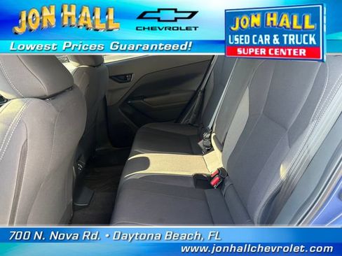 Used 2025 Subaru Crosstrek 2.5i Premium AWD/4WD image 17