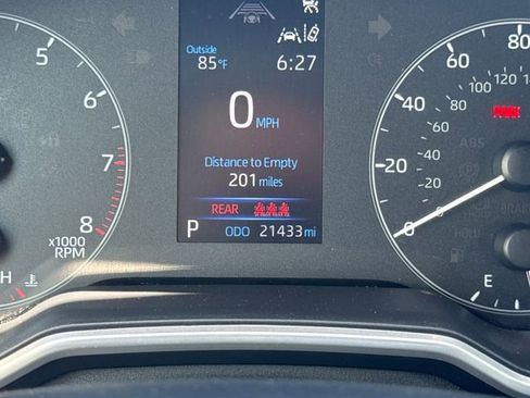 Used 2023 Toyota Corolla SE FWD image 18