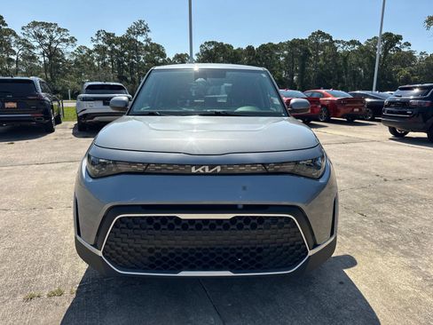 Used 2024 Kia Soul LX w/ Option Group 015 FWD image 8