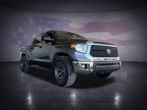 Used 2018 Toyota Tundra SR5 w/ SR5 Upgrade Package RWD image 4