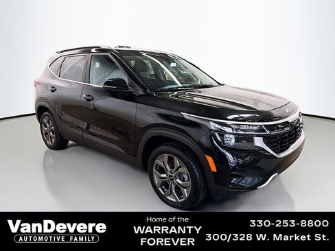 Used 2024 Kia Seltos S image 1