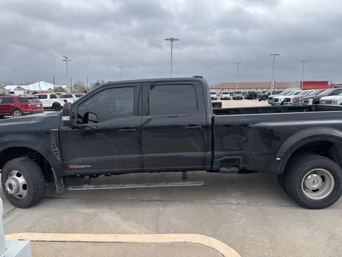 Used 2025 Ford F350 Platinum image 7