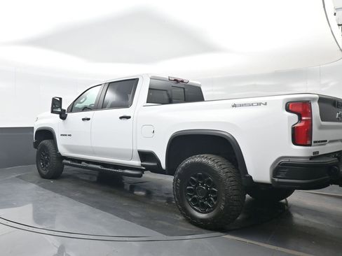 Used 2024 Chevrolet Silverado 2500 ZR2 w/ ZR2 Bison Edition AWD/4WD image 4