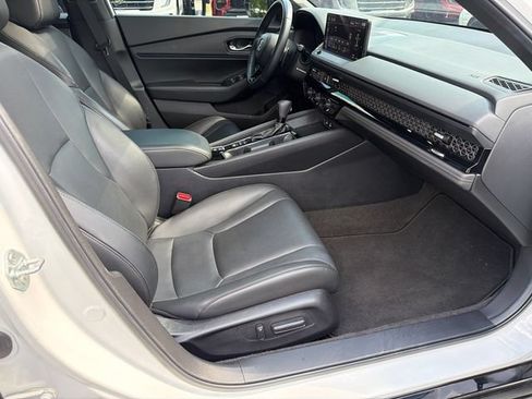 Used 2023 Honda Accord Sport image 13