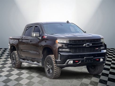 Used 2020 Chevrolet Silverado 1500 LT Trail Boss image 6