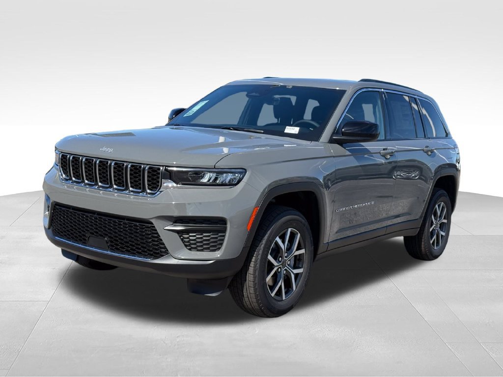 New 2027 Jeep Grand Cherokee Laredo RWD 360° Tour
