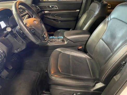 Used 2017 Ford Explorer Limited AWD/4WD image 16