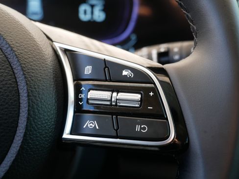 Certified 2025 Kia Seltos S AWD/4WD image 29