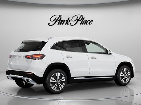 Certified 2026 Mercedes-Benz GLA 250 image 22