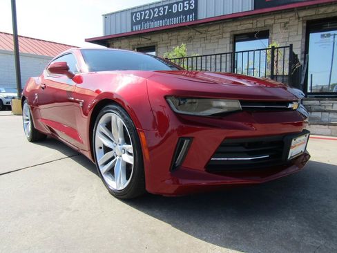 Used 2016 Chevrolet Camaro LT RWD image 7