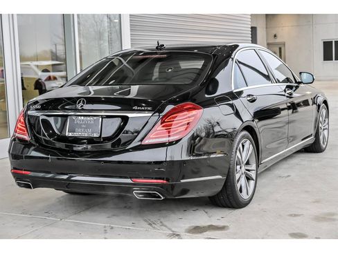 Used 2014 Mercedes-Benz S 550 Sedan image 8