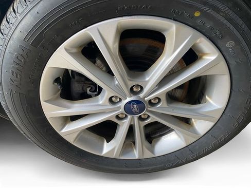 Used 2018 Ford Escape SEL AWD/4WD image 9