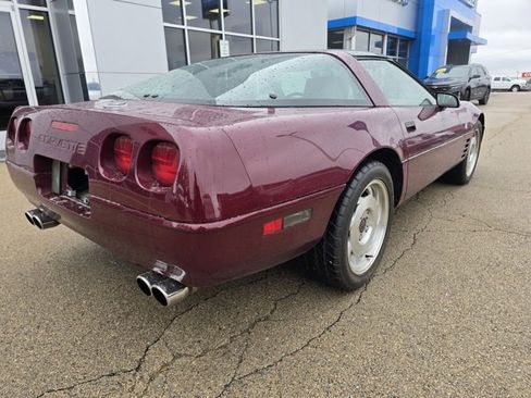 Used 1993 Chevrolet Corvette Coupe image 4