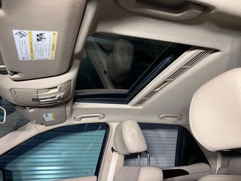 Used 2012 Mercedes-Benz ML 350 ML 350 4MATIC Sport Utility 4D image 42