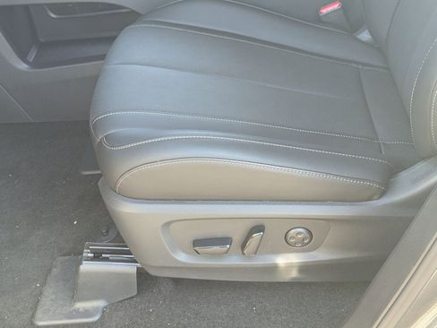 Certified 2026 INFINITI QX60 Luxe w/ Family Package image 22