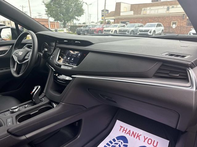 Certified 2024 Cadillac XT5 Luxury w/ LPO, Floor Liner Package AWD/4WD image 20