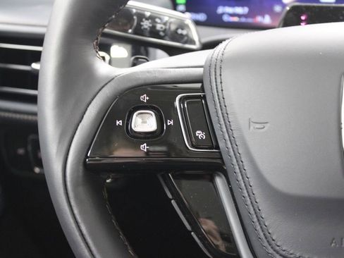 New 2026 Lincoln Aviator 2WD image 38