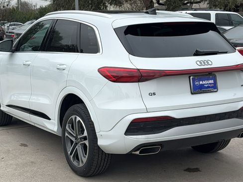 New 2025 Audi Q5 Premium w/ Convenience Package AWD/4WD image 5