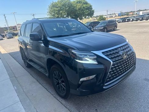 Used 2023 Lexus GX 460 Premium w/ Premium Plus Package AWD/4WD image 3