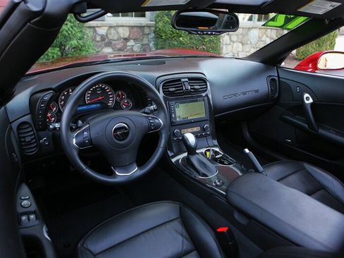 Used 2012 Chevrolet Corvette Grand Sport w/ 2LT Preferred Equipment Group RWD image 24