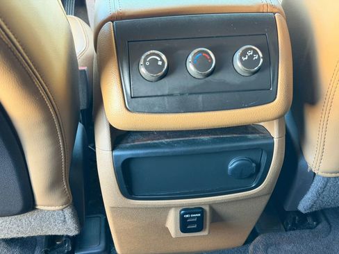 Used 2016 Buick Enclave Leather image 39