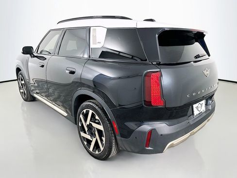 Certified 2025 MINI Cooper Countryman S w/ Comfort Package Max image 7