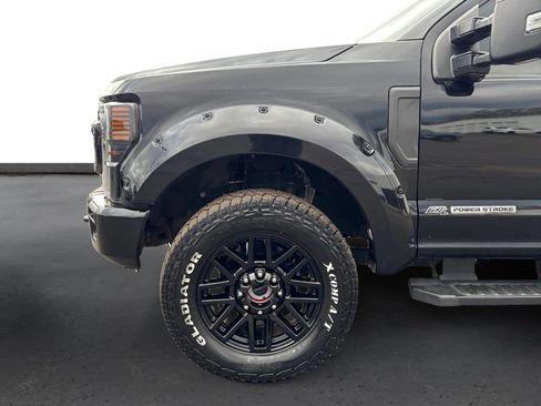 Used 2022 Ford F250 Lariat w/ Lariat Ultimate Package image 13