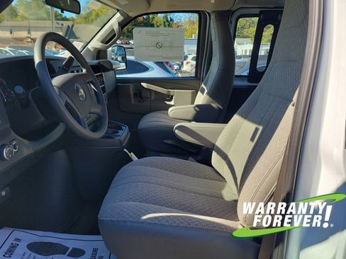 New 2025 Chevrolet Express 2500 image 13