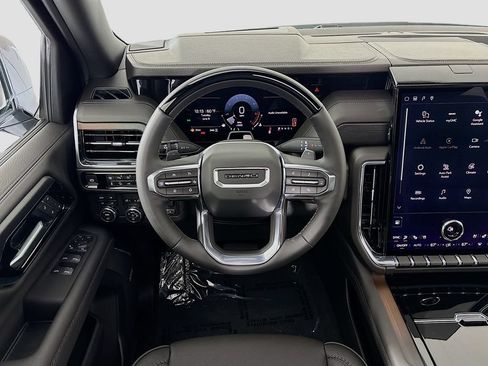 New 2026 GMC Yukon Denali w/ Denali Reserve Package AWD/4WD image 23