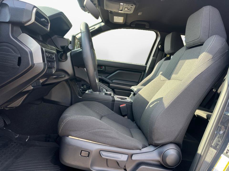 Used 2026 Toyota 4Runner SR5 RWD image 9