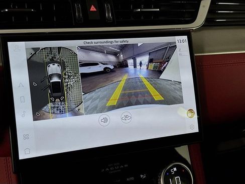 New 2026 Jaguar F-PACE R-Dynamic S image 17