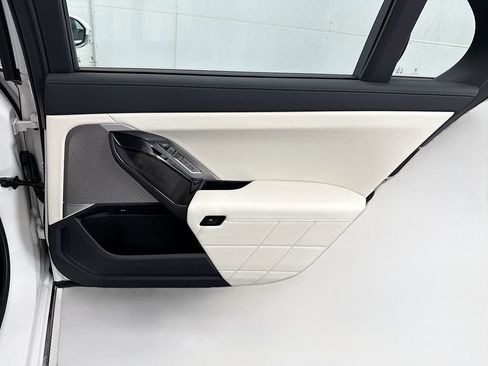 Used 2026 BMW i7 eDrive50 RWD image 27