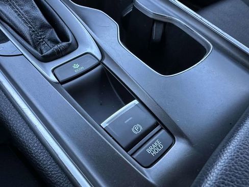 Certified 2018 Honda Accord LX image 20