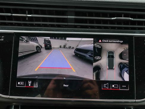 Used 2023 Audi Q7 2.0T Premium w/ Convenience Package image 57